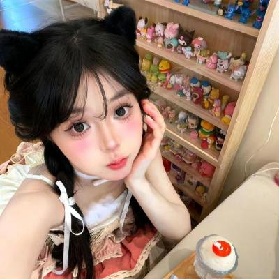 玛丽的白色连衣裙